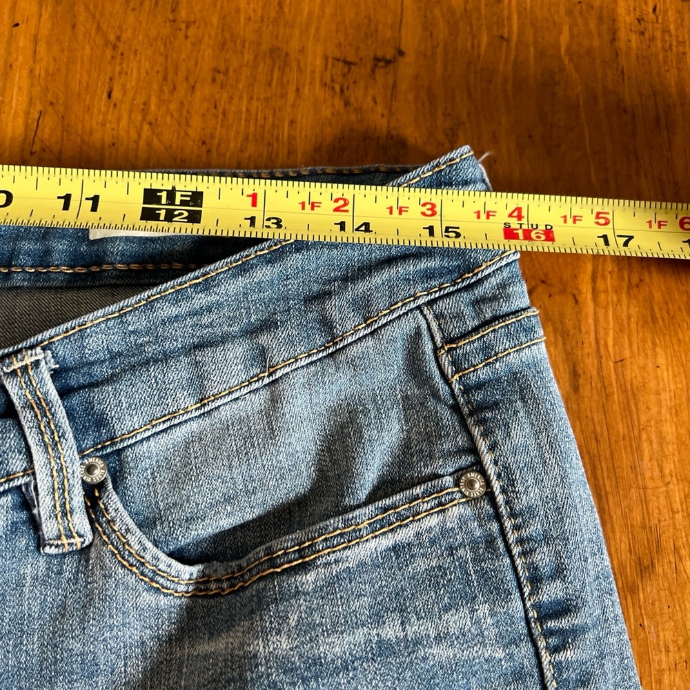 Vintage America Blue Distressed Boho Crop Jeans with Paint-Splatter - Picture 11 of 13